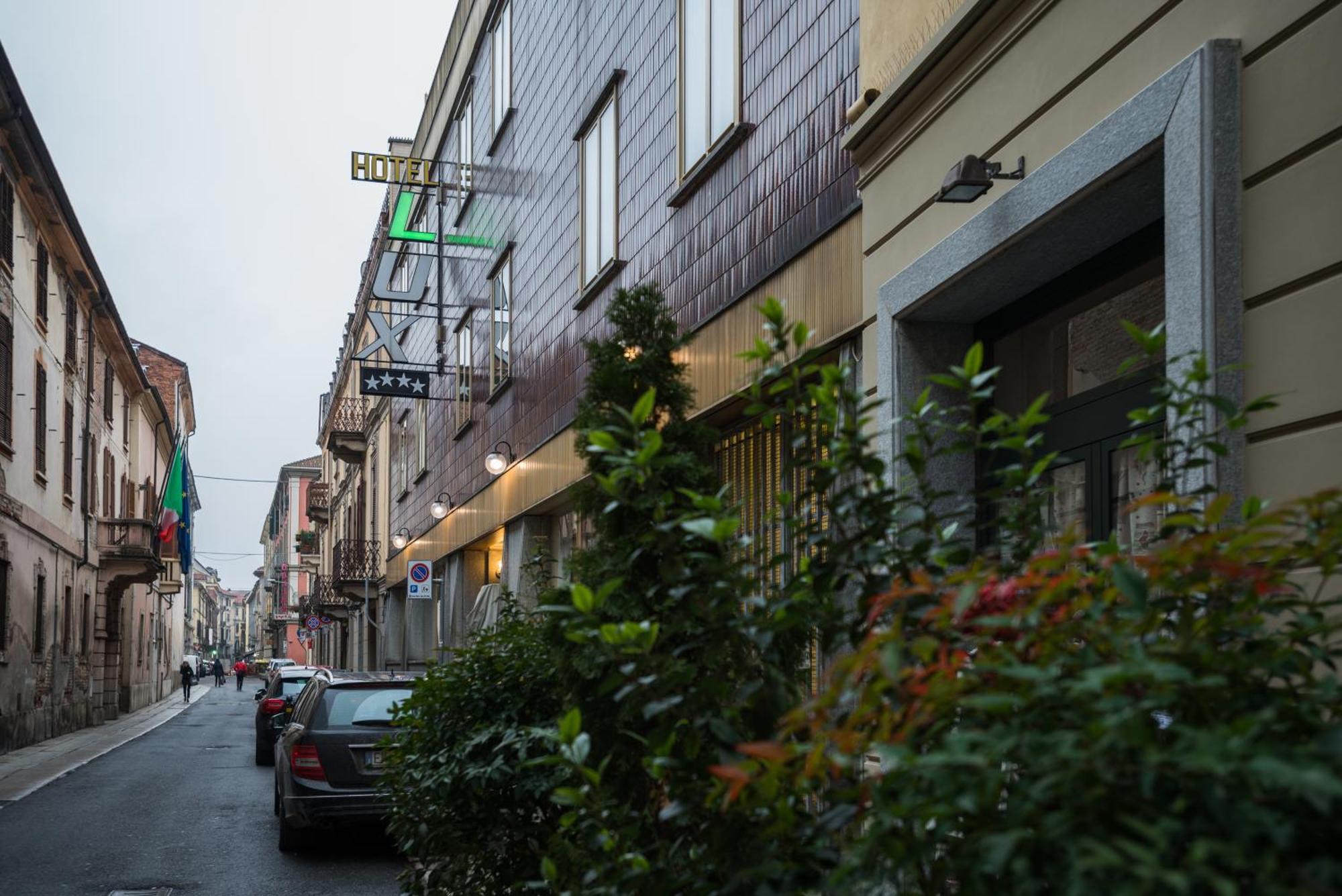 Hotel Lux Alessandria Esterno foto