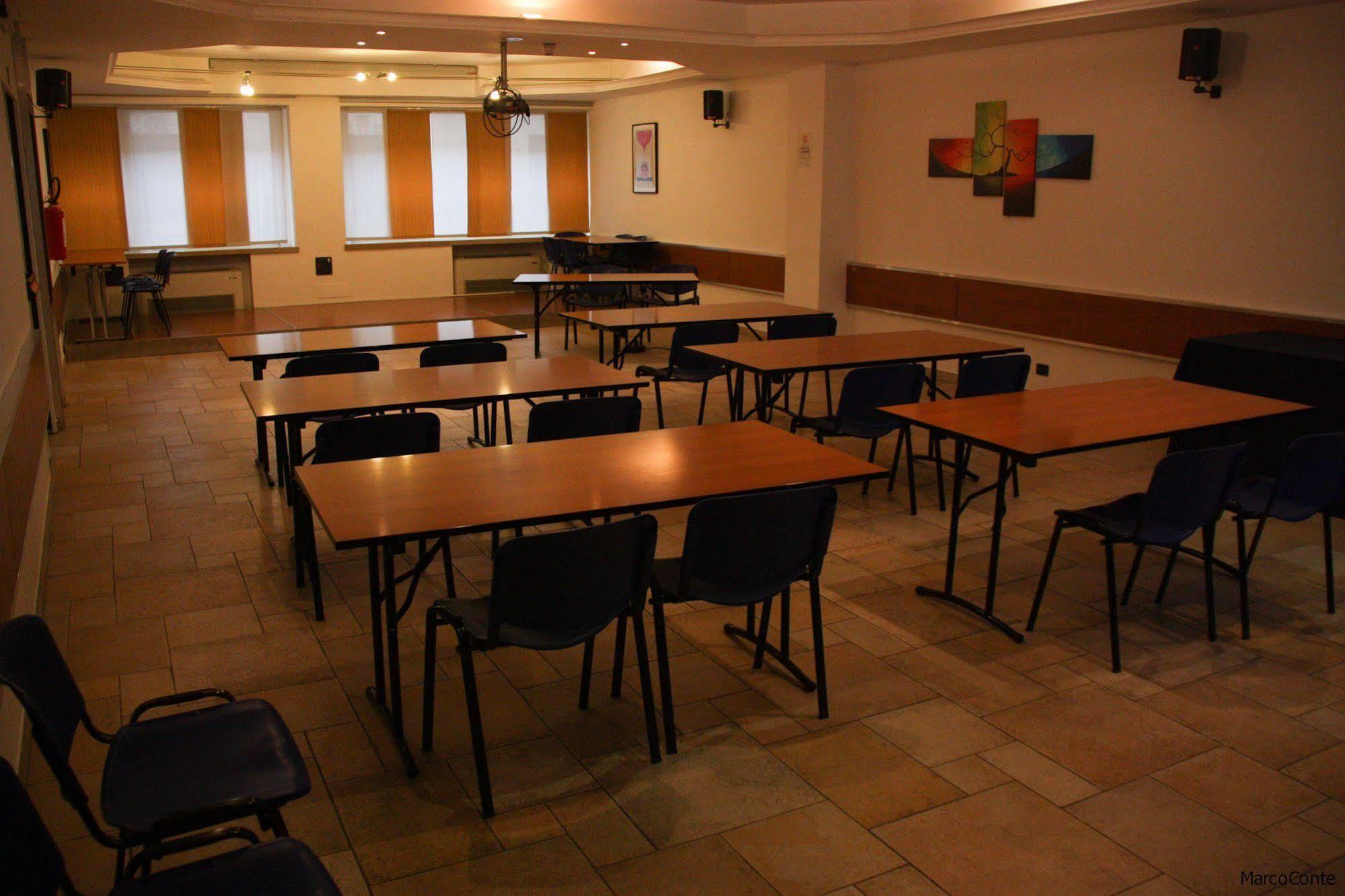 Hotel Lux Alessandria Esterno foto