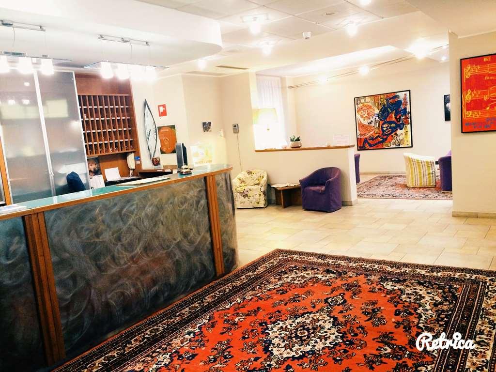 Hotel Lux Alessandria Interno foto